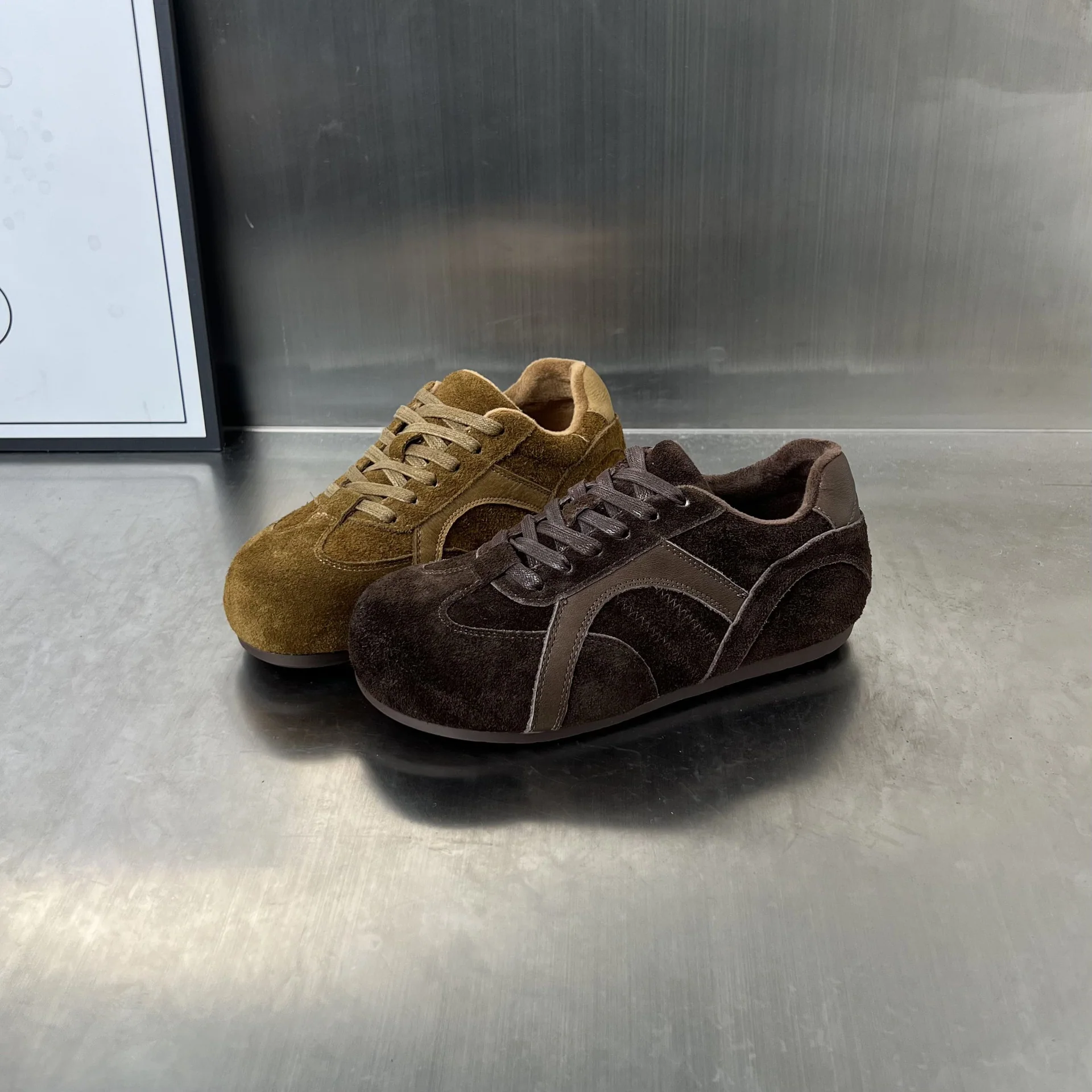 Damen Sportschuhe aus weichem Wildleder mit atmungsaktiver Mesh-Einsatz Heidi Mode - Image 4