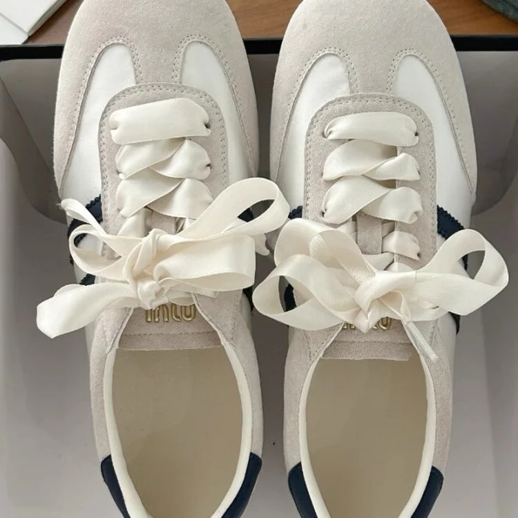 Damen Sportsneaker mit elegantem Satinband Heidi Mode - Image 3