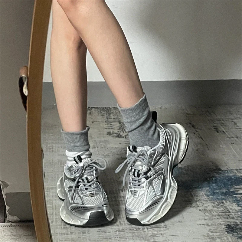 Damen Stadtangepasste Laufschuhe mit dämpfender Sohle und atmungsaktivem Mesh Heidi Mode - Image 2