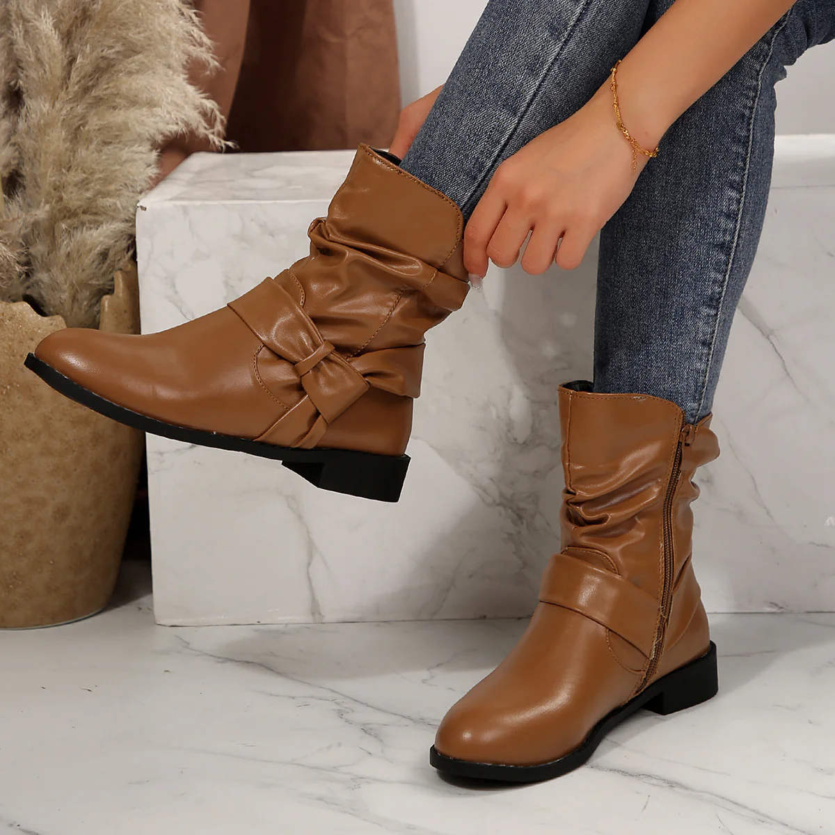 Damen Stiefeletten mit modischem Falten-Design und dekorativem Schleifenverschluss Heidi Mode - Image 7