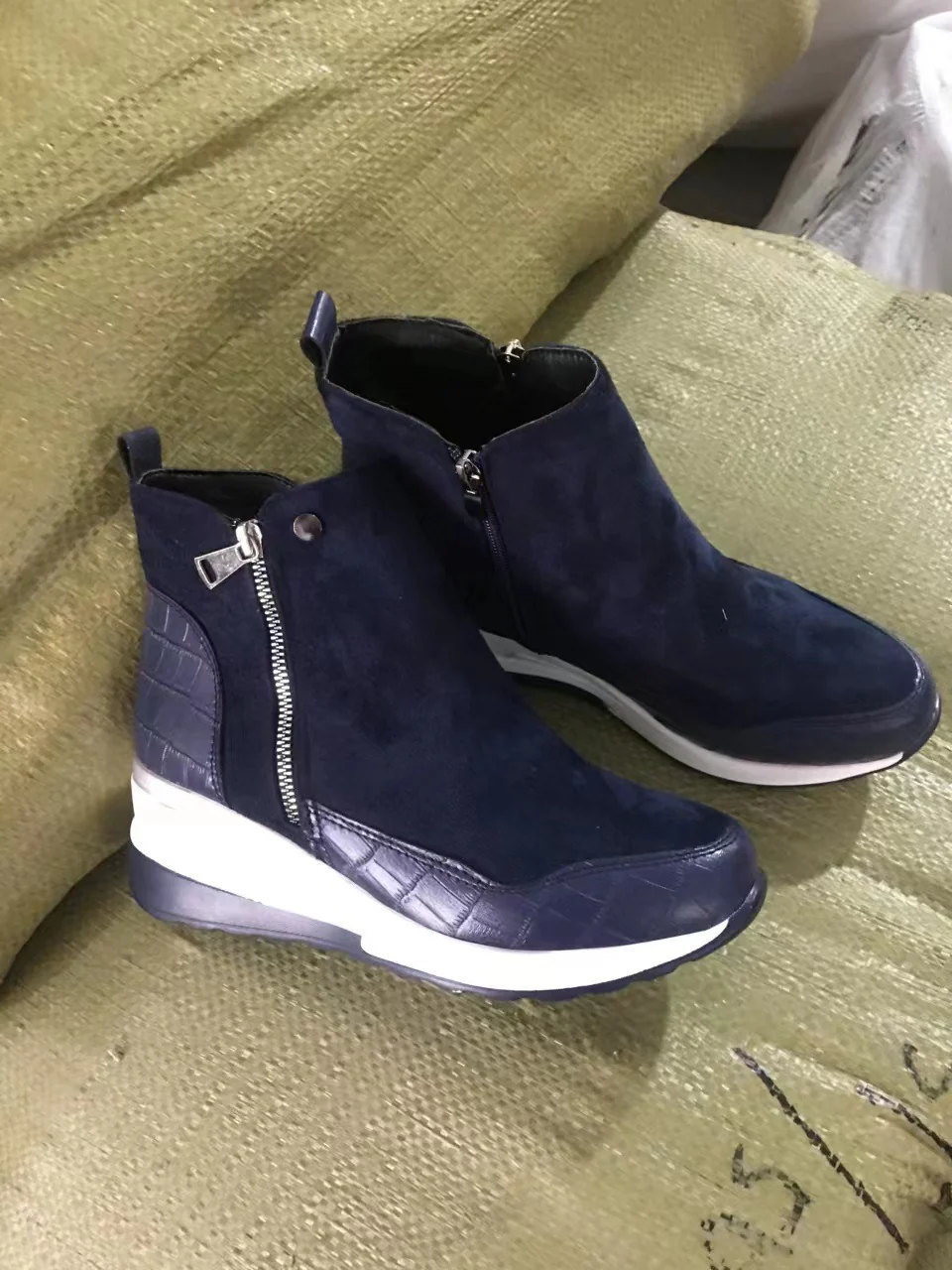 Damen Stiefeletten mit modischem Reißverschluss und eleganter Sohle Heidi Mode - Image 6