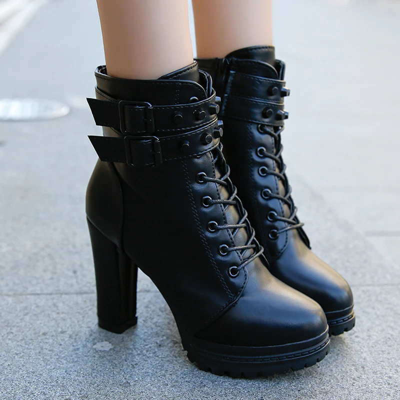 Damen Stiefeletten mit modischem Riemen und robustem Profilsohle Heidi Mode - Image 3