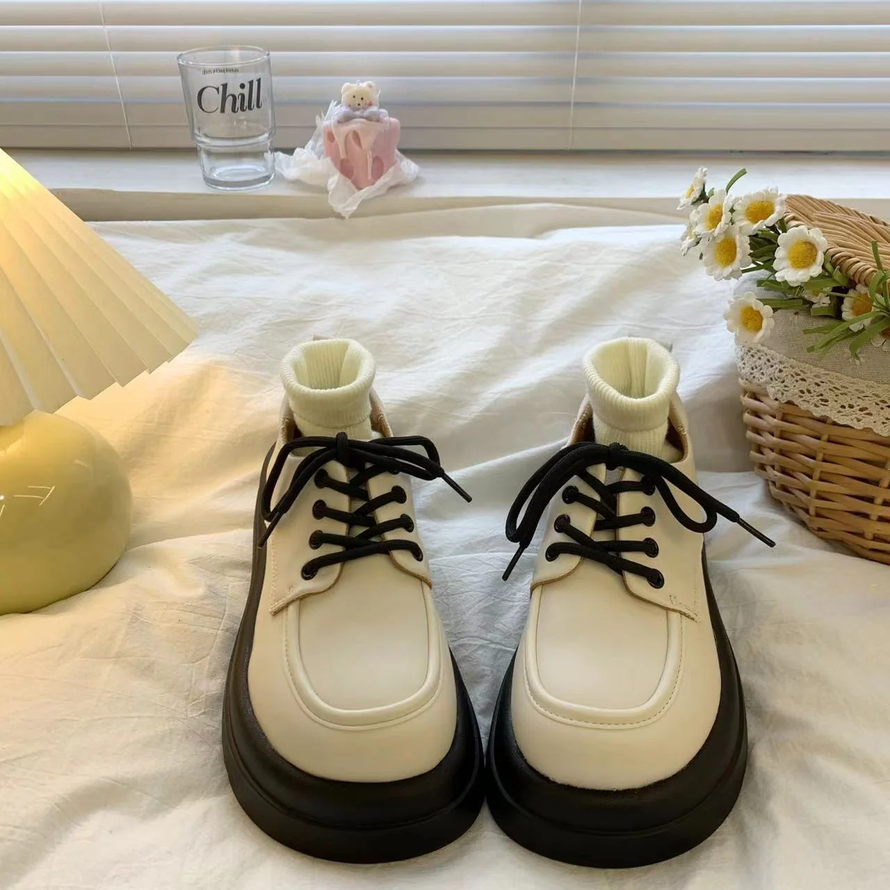 Damen Stilsichere Sneakers mit hohem Schaft von Heidi Mode - Image 3