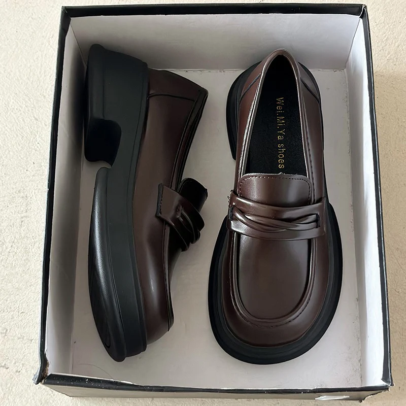 Damen Stilvolle Loafers mit robuster Plateausohle Heidi Mode - Image 7