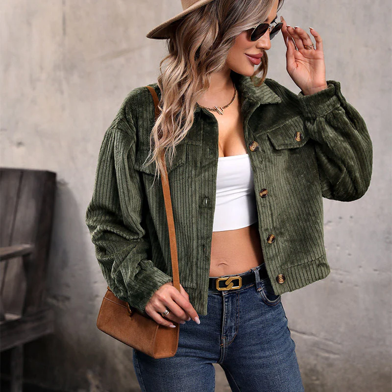 Damen Strickjacke Im Lässigen Cord-Look mit Dekorativen Knöpfen und Zwei Brusttaschen Heidi-Mode