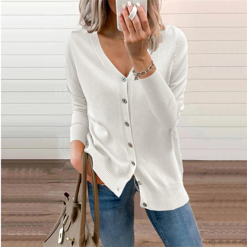 Damen Strickjacke mit Modernen Knopfdetails und Tiefem V-Ausschnitt Heidi-Mode - Image 6