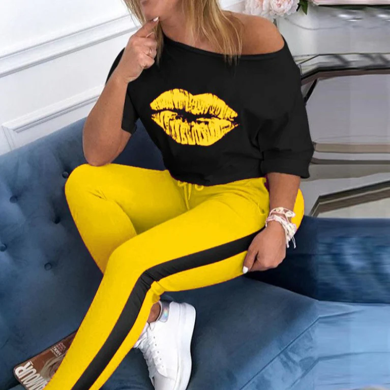 Damen stylisches T-Shirt mit Lippenmotiv Heidi-Mode - Image 2