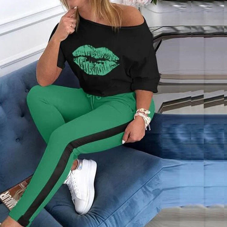 Damen stylisches T-Shirt mit Lippenmotiv Heidi-Mode - Image 3
