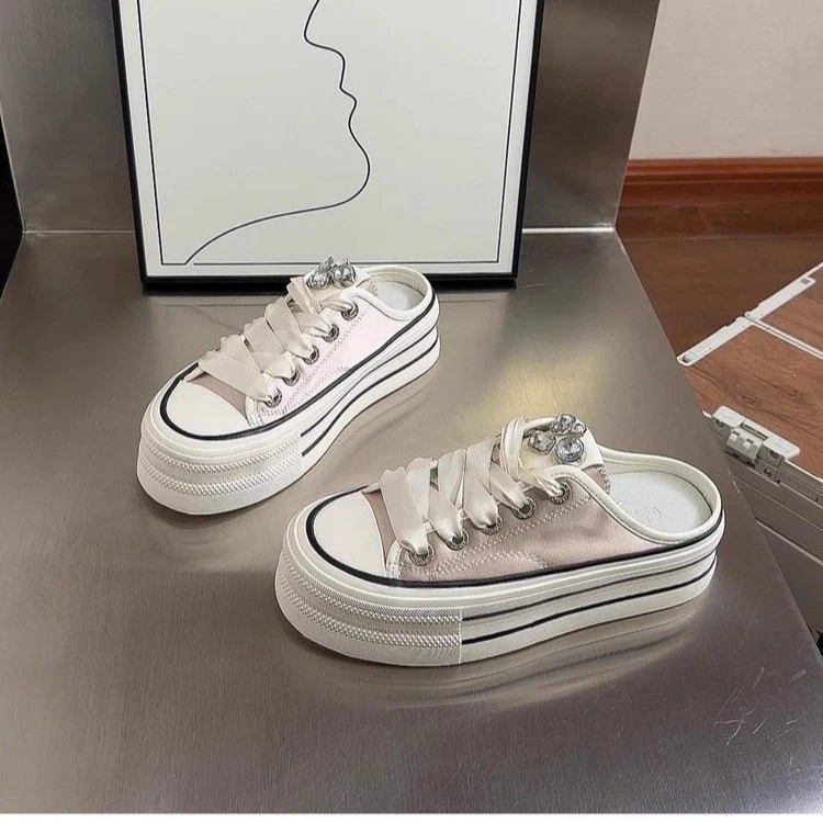 Damen Stylish Plattform-Sneaker mit satiniertem Obermaterial Heidi Mode - Image 6