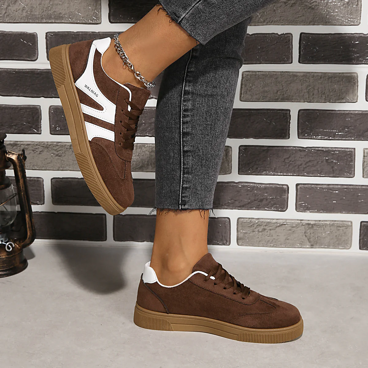 Damen Suede Sneakers im sportlich-modernen Design mit rutschfester Sohle Heidi Mode - Image 2