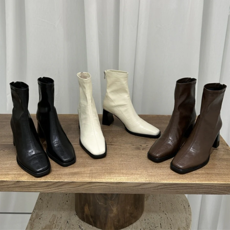 Damen Trendige Ankle Boots mit hohem Blockabsatz und edler Lederoberfläche Heidi Mode - Image 2