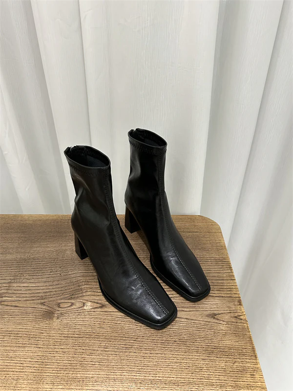 Damen Trendige Ankle Boots mit hohem Blockabsatz und edler Lederoberfläche Heidi Mode - Image 8