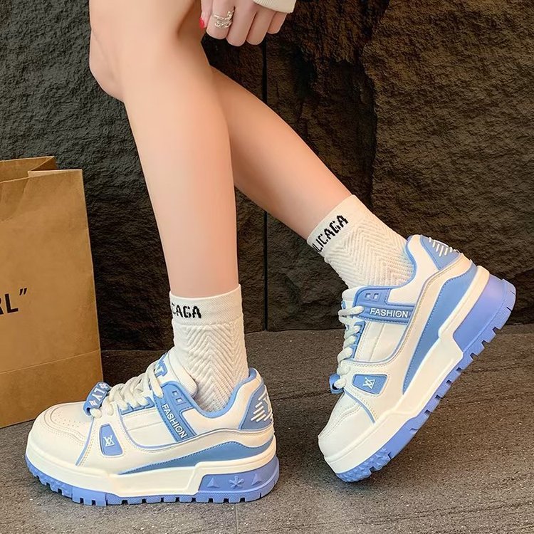 Damen Trendige Chunky Sneakers mit dämpfender Sohle und modischen Akzenten Heidi Mode - Image 2