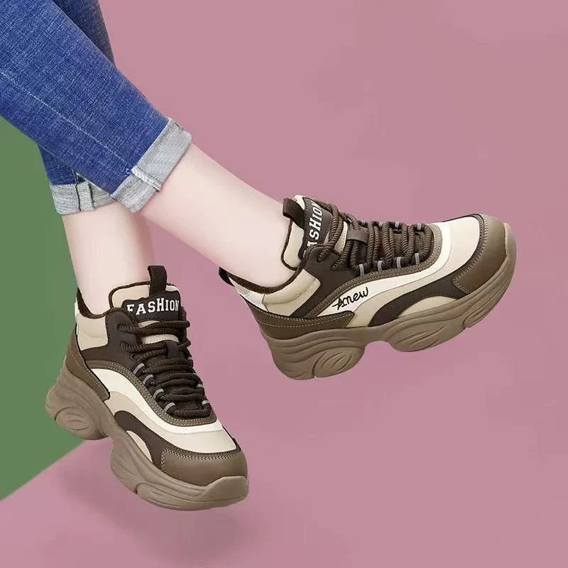 Damen Trendige High-Top Sneakers mit ergonomischer Form und gepolsterter Sohle Heidi Mode - Image 3