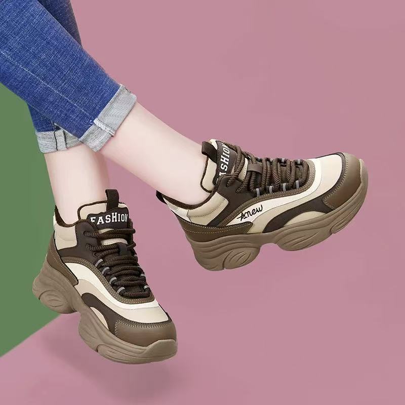 Damen Trendige High-Top Sneakers mit ergonomischer Form und gepolsterter Sohle Heidi Mode - Image 6