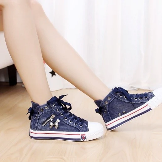 Damen trendige Hochtop-Sneaker mit modischen Totenkopf-Applikationen Heidi Mode - Image 4