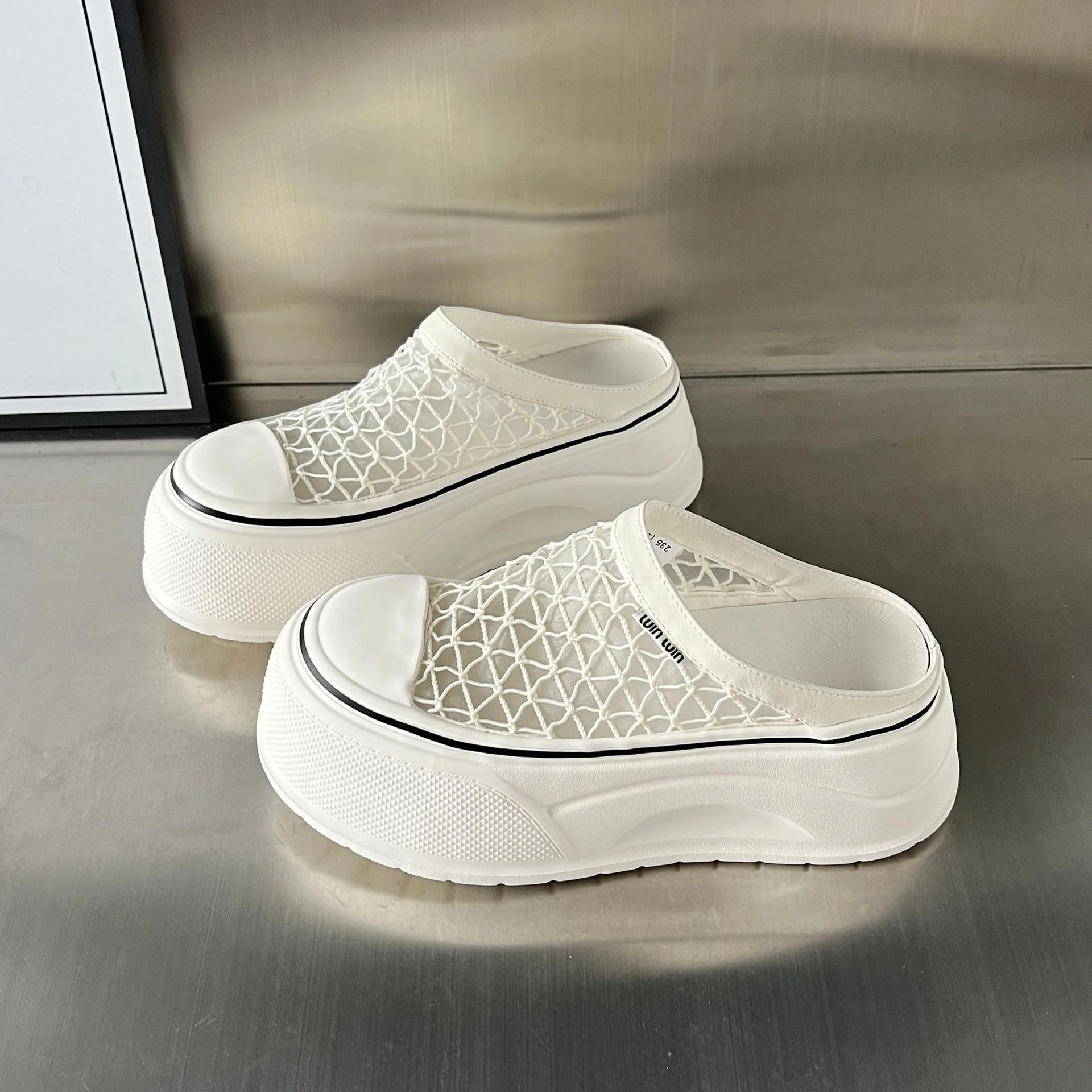 Damen Trendige Plateau-Clogs mit luftiger Netzstruktur und dämpfendem Fußbett Heidi Mode - Image 7