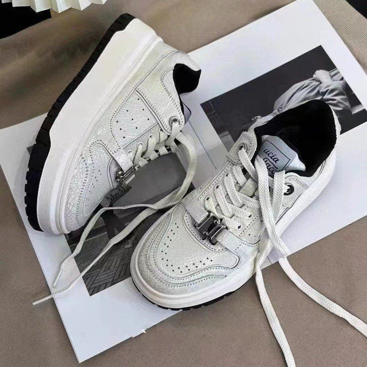 Damen Trendige Sneaker mit robuster Plateau-Sohle und modischem Schnallen-Design Heidi Mode - Image 3