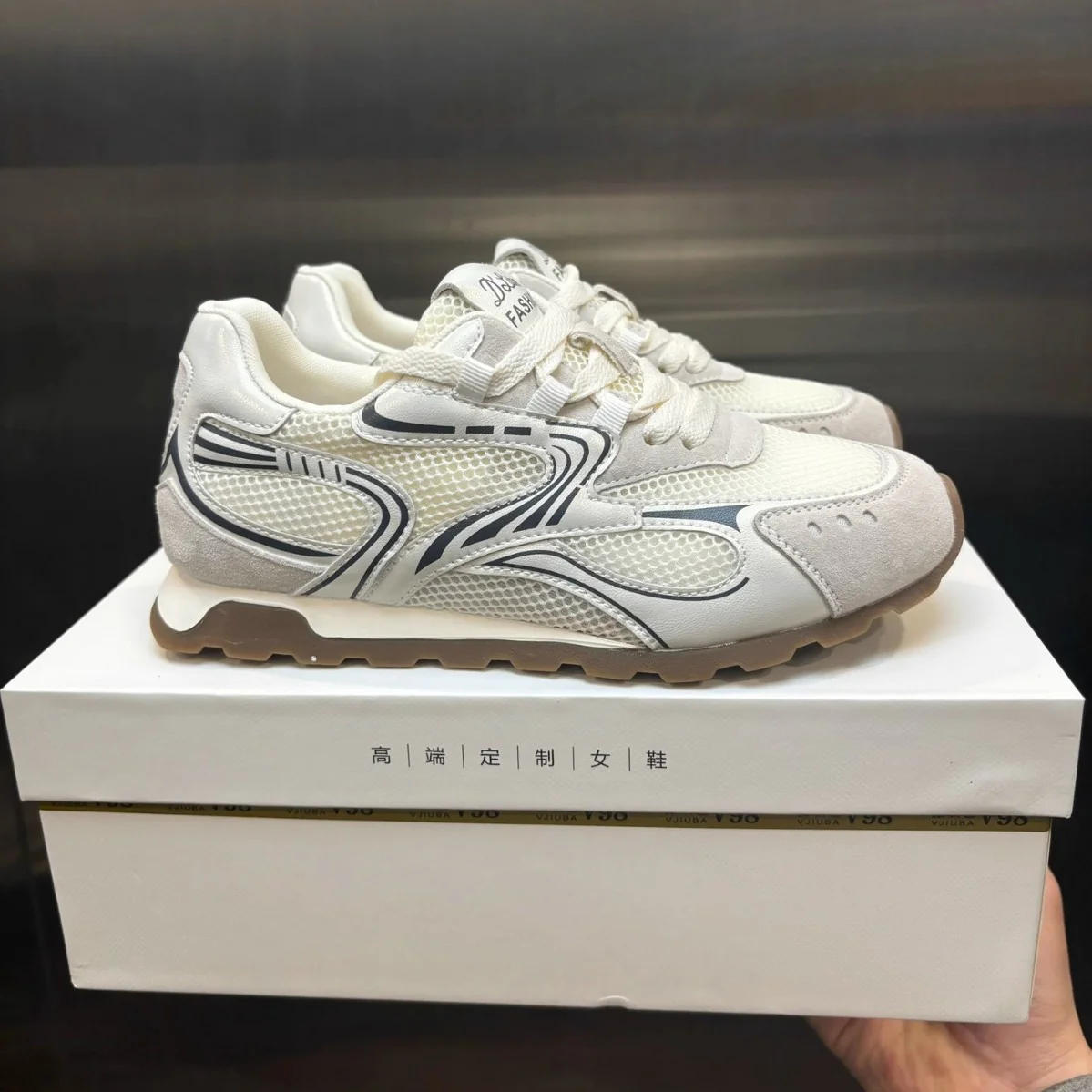 Damen Trendige Sneakers mit atmungsaktivem Mesh-Obermaterial und komfortabler Dämpfung Heidi Mode - Image 2