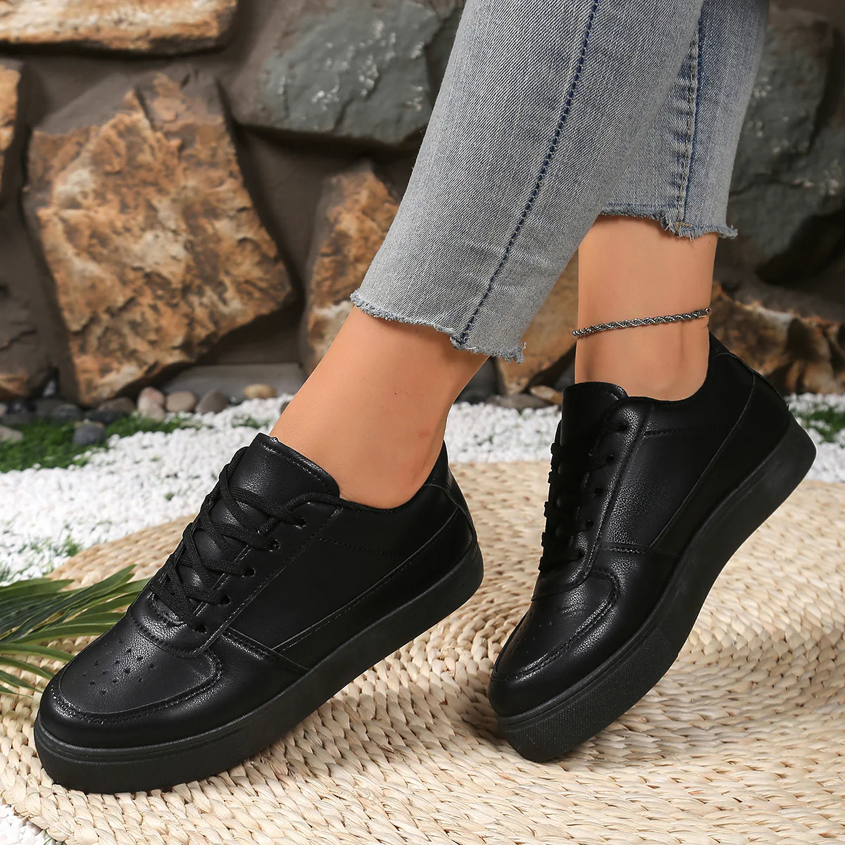 Damen Trendige Sneakers mit modischer Struktur Heidi Mode - Image 2