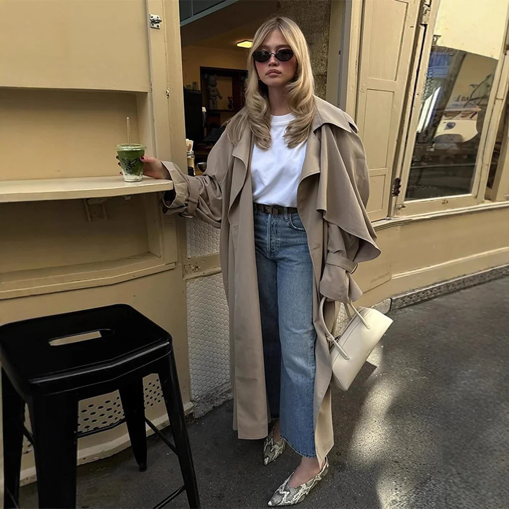 Damen Übergröße Trenchcoat mit voluminösen Ärmeln und taillierter Schnürung Heidi-Mode - Image 4