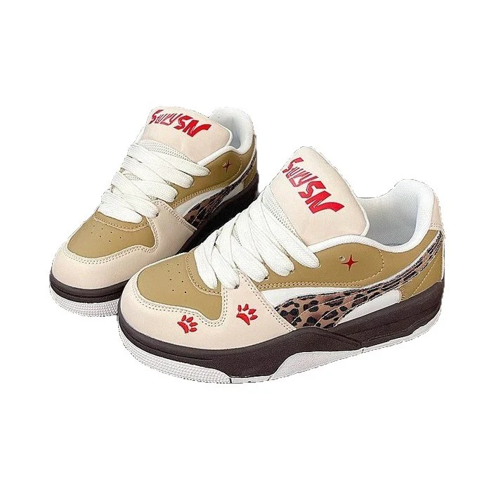 Damen Urbaner Sportlicher Sneaker mit kreativen Akzenten Heidi Mode - Image 5