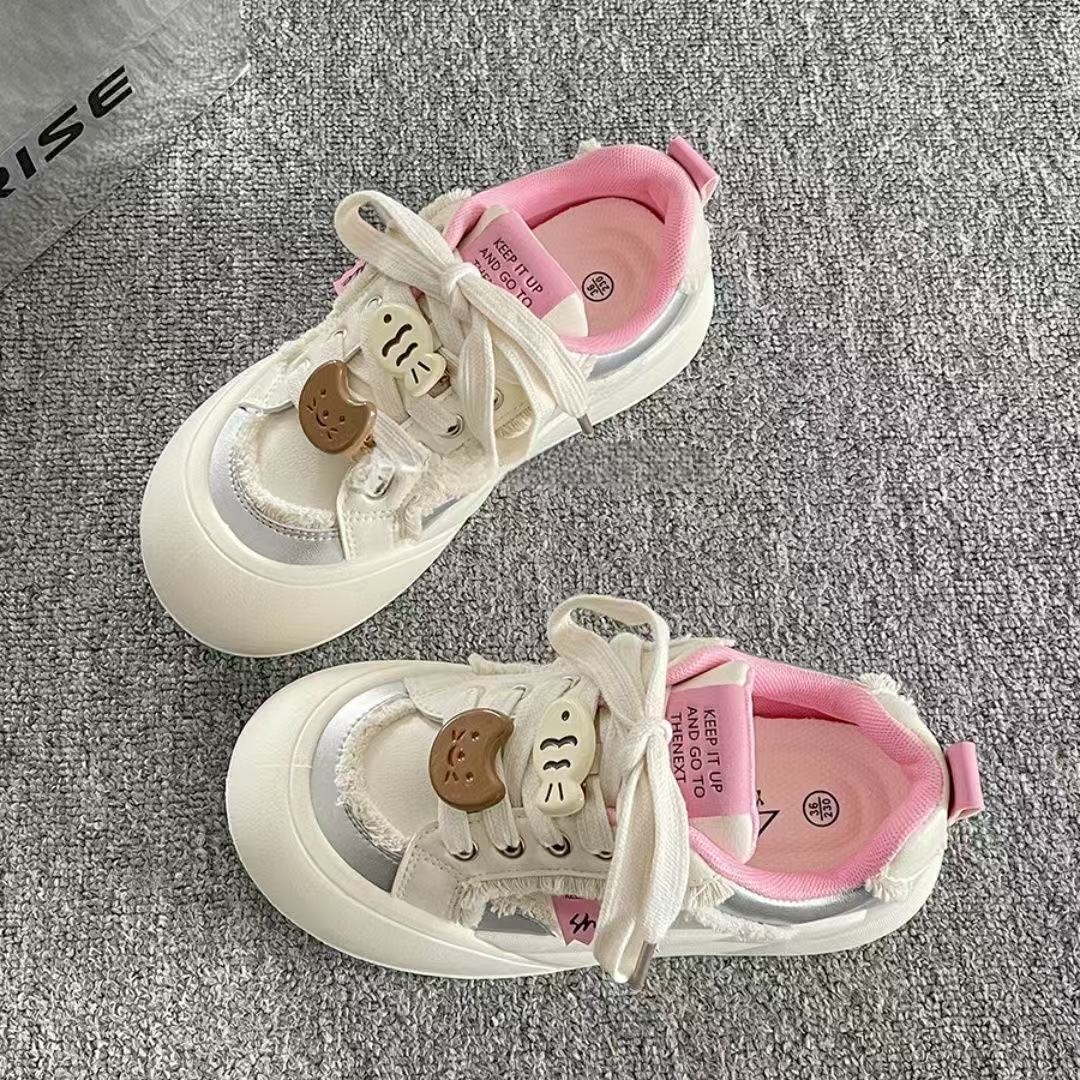 Damen Verspielte Sneaker mit einzigartigem Design Heidi Mode - Image 3