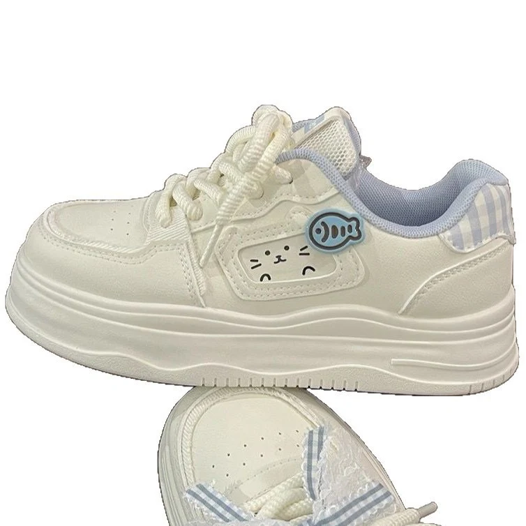 Damen Verspielte Sneakers mit einzigartiger Katzenapplikation Heidi Mode - Image 5