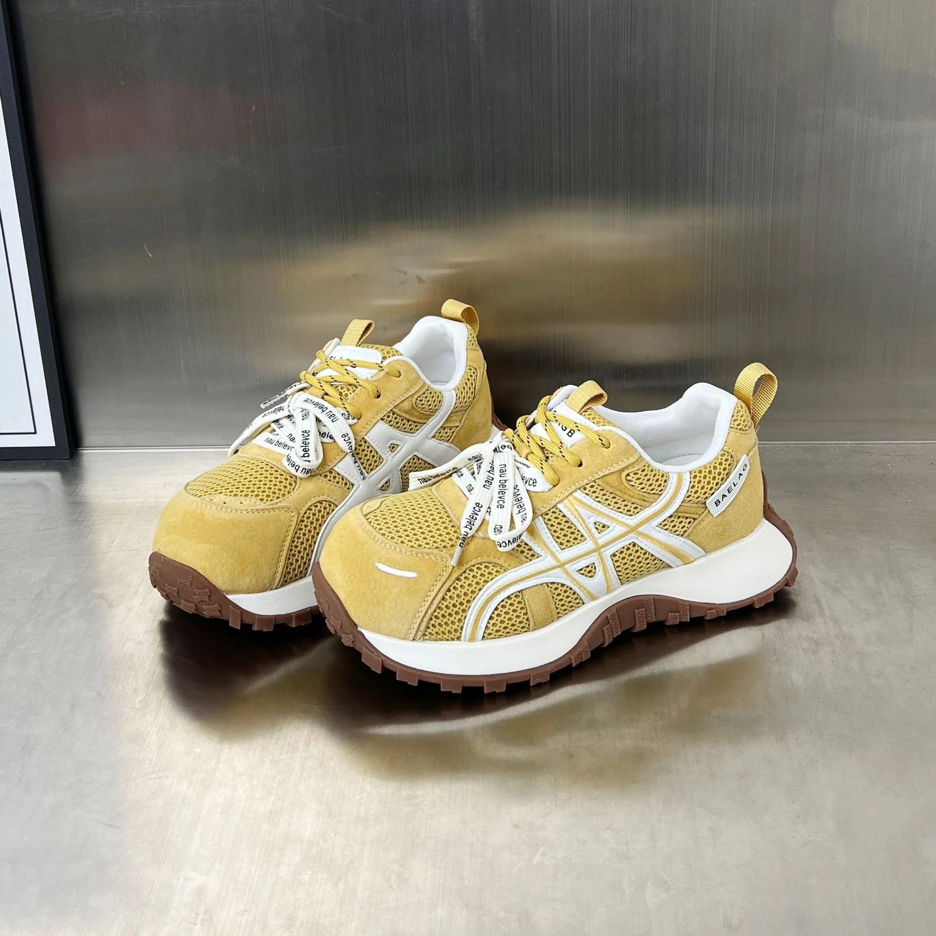 Damen vielseitige Sport Sneakers mit atmungsaktivem Mesh und robustem Obermaterial Heidi Mode - Image 6