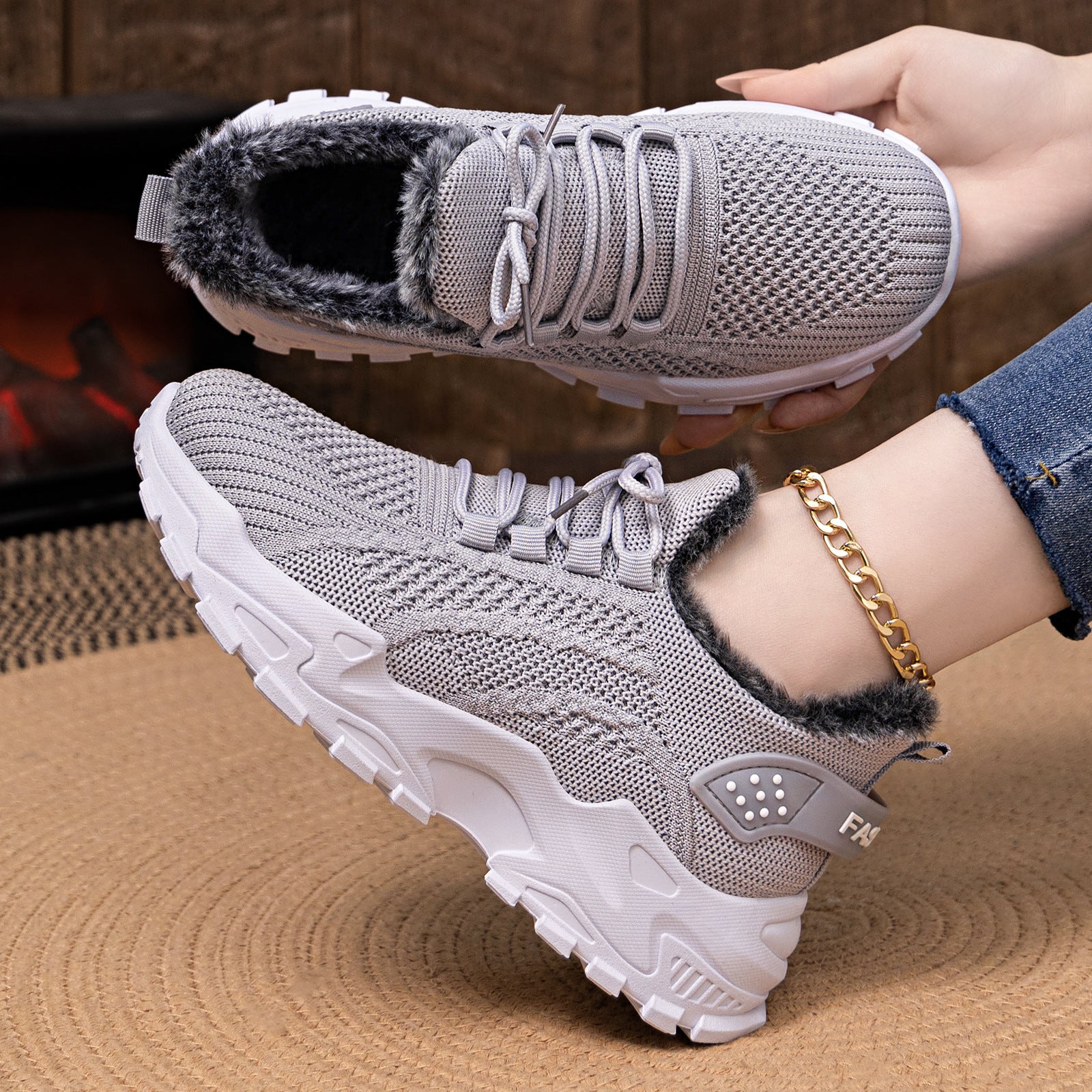 Damen warme Sneakers mit flauschigem Innenfutter und rutschfester Sohle Heidi Mode - Image 7