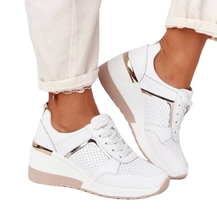 Damen Wedge Sneakers mit atmungsaktiver Oberflächenstruktur und modischem Metallic-Detail Heidi Mode - Image 5