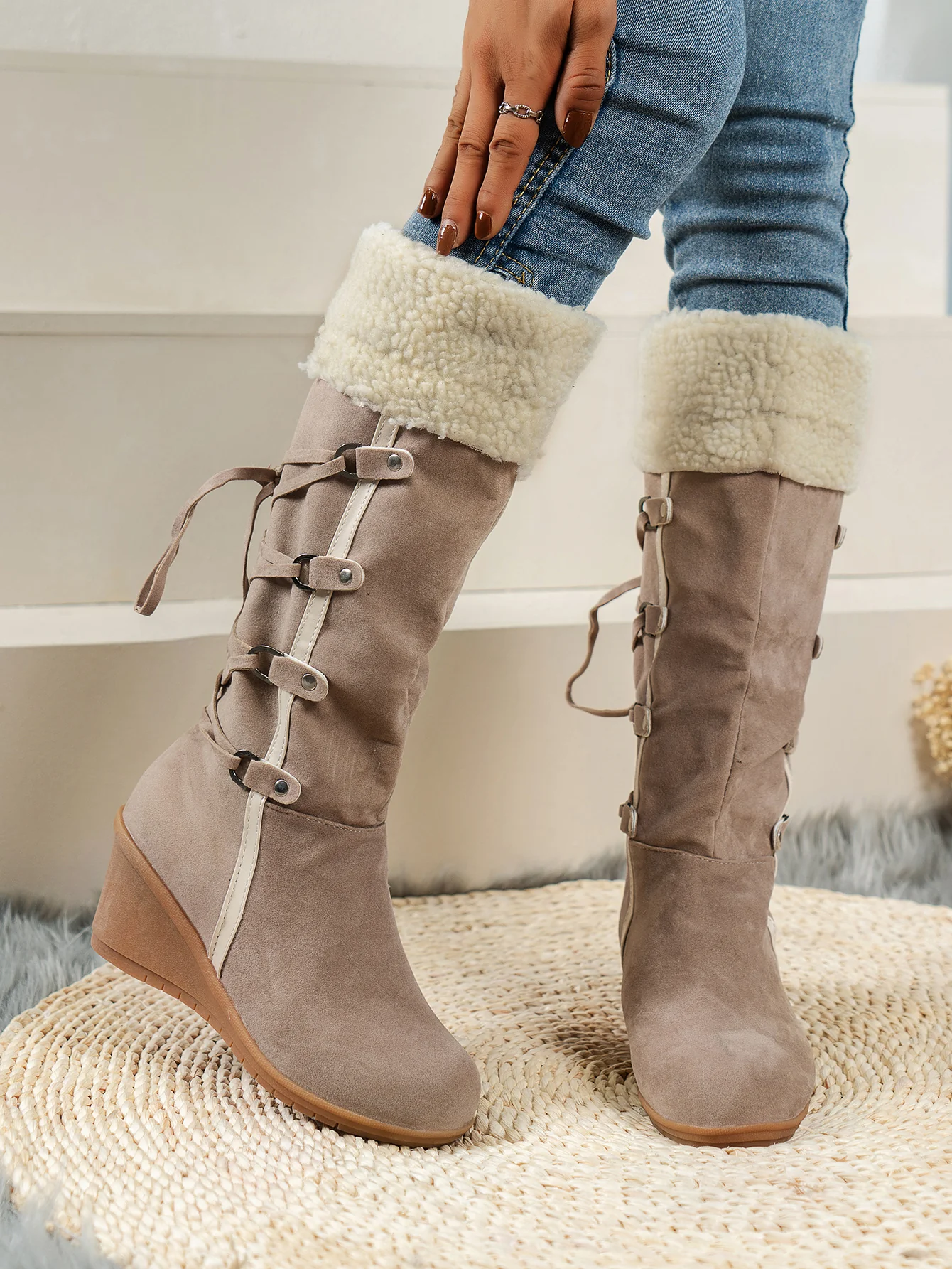 Damen Wedge-Stiefel mit kuscheligem Innenfutter und modischem Schnürdesign Heidi-Mode - Image 6