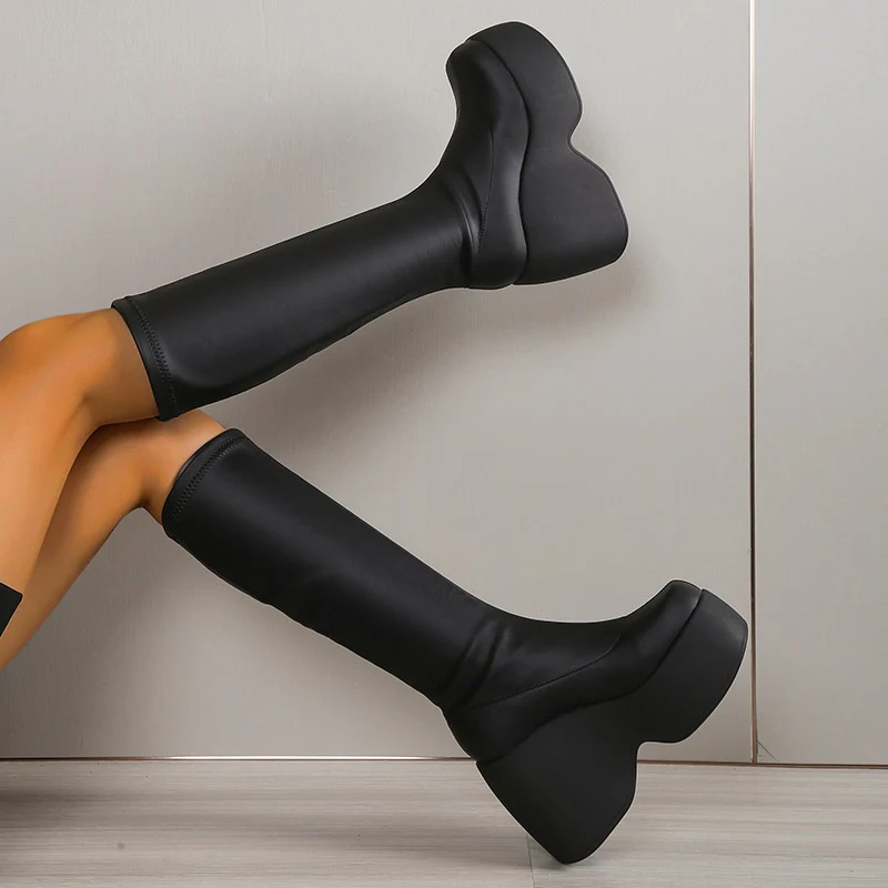 Damen Wedge-Stiefel mit robustem Plateau und modischem Design Heidi Mode - Image 3