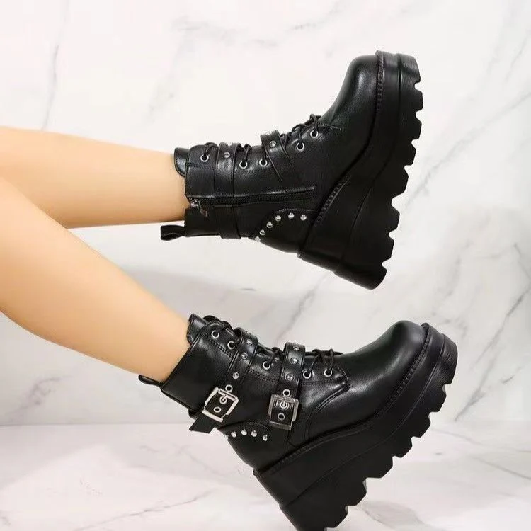 Damen Wedge-Stiefeletten mit dekorativen Schnallen und robuster Profilsohle Heidi Mode - Image 3