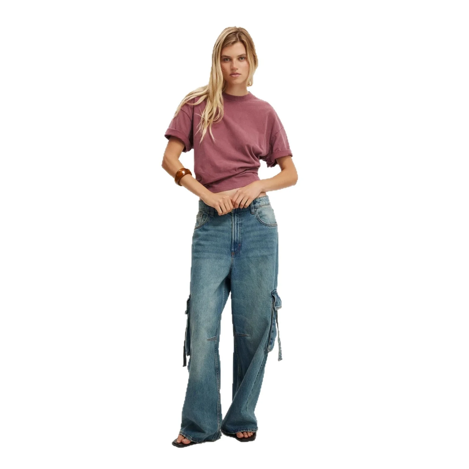 Damen Weite Cargo-Jeans mit praktischen Seitentaschen - Image 5