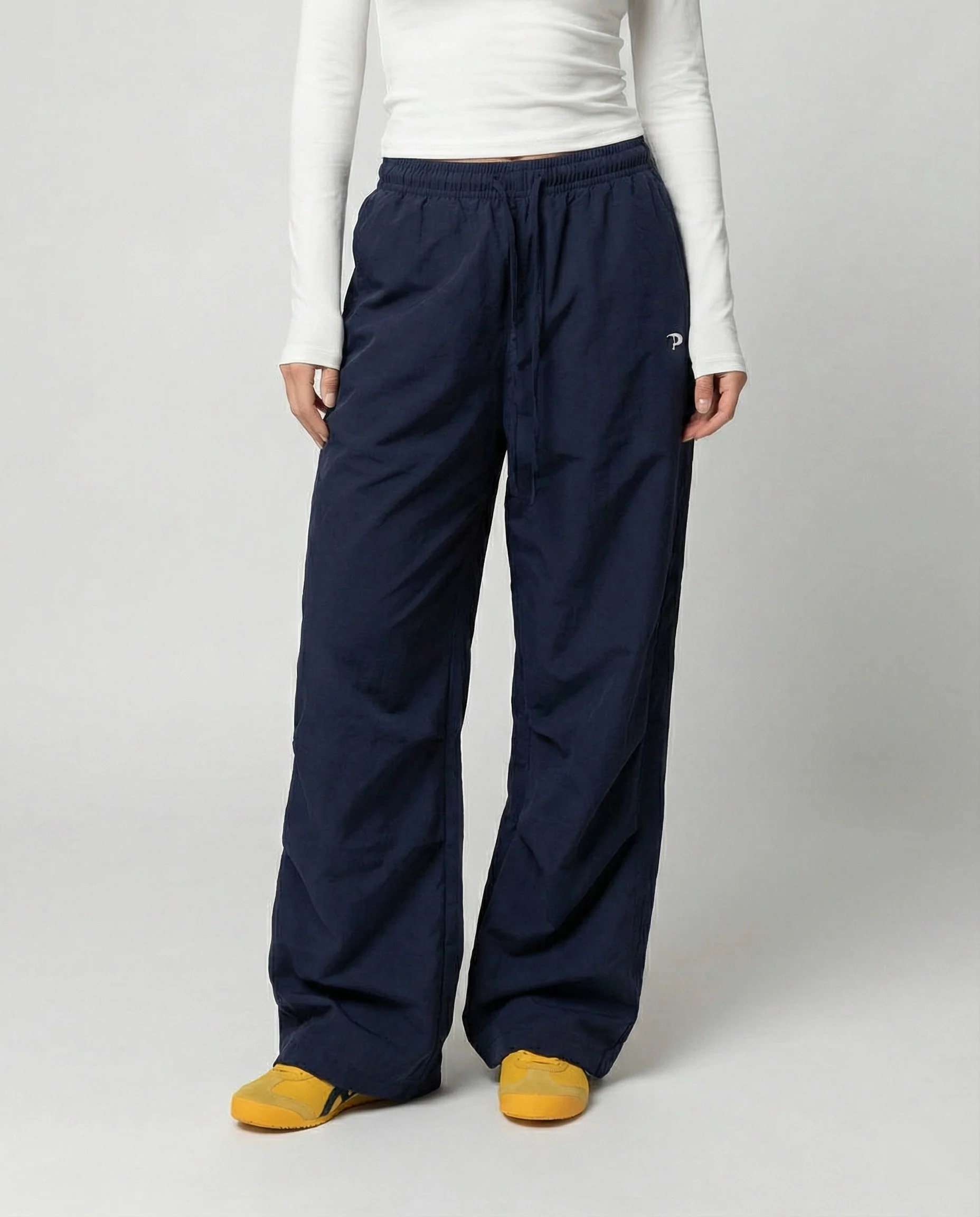 Damen weite Bundhose mit elastischem Tunnelzug langen Schlagbeinen und seitlicher Teilungsnaht Heidi-Mode