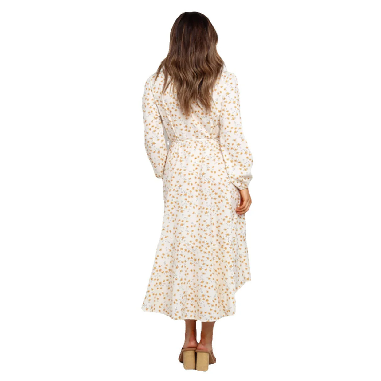 Damen Wickelkleid mit Voluminösen Ärmeln und Rüschensaum Heidi-Mode - Image 5