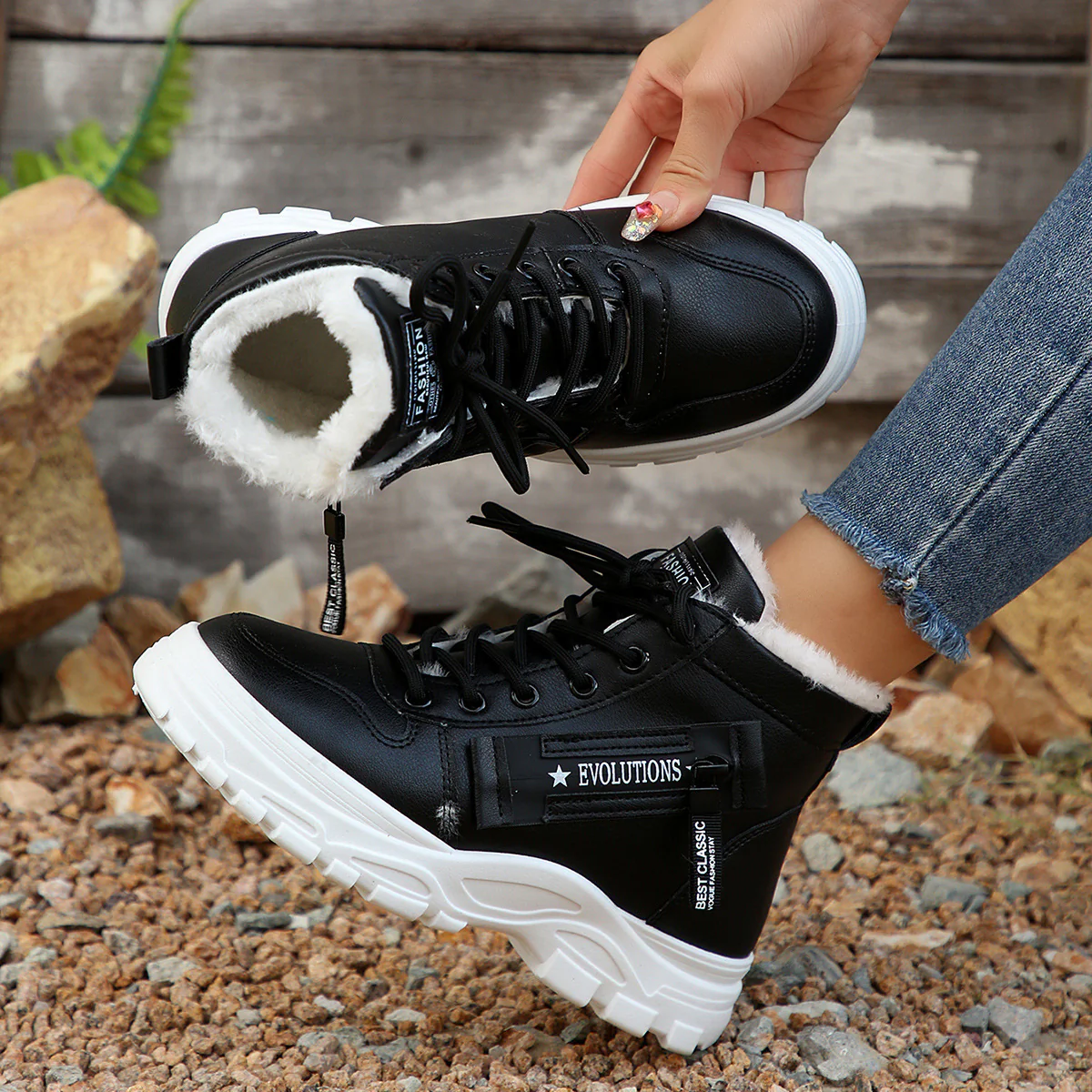 Damen Winterstiefel mit kuscheligem Innenfutter und robustem Sohlenprofil Heidi Mode - Image 3