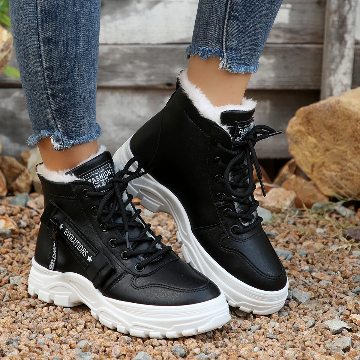 Damen Winterstiefel mit kuscheligem Innenfutter und robustem Sohlenprofil Heidi Mode - Image 7