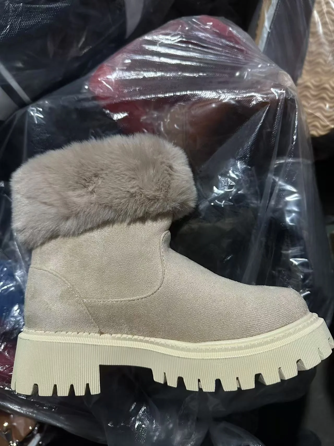 Damen Winterstiefel mit kuscheligem Kunstfellkragen und rutschfester Profilsohle Heidi Mode - Image 7