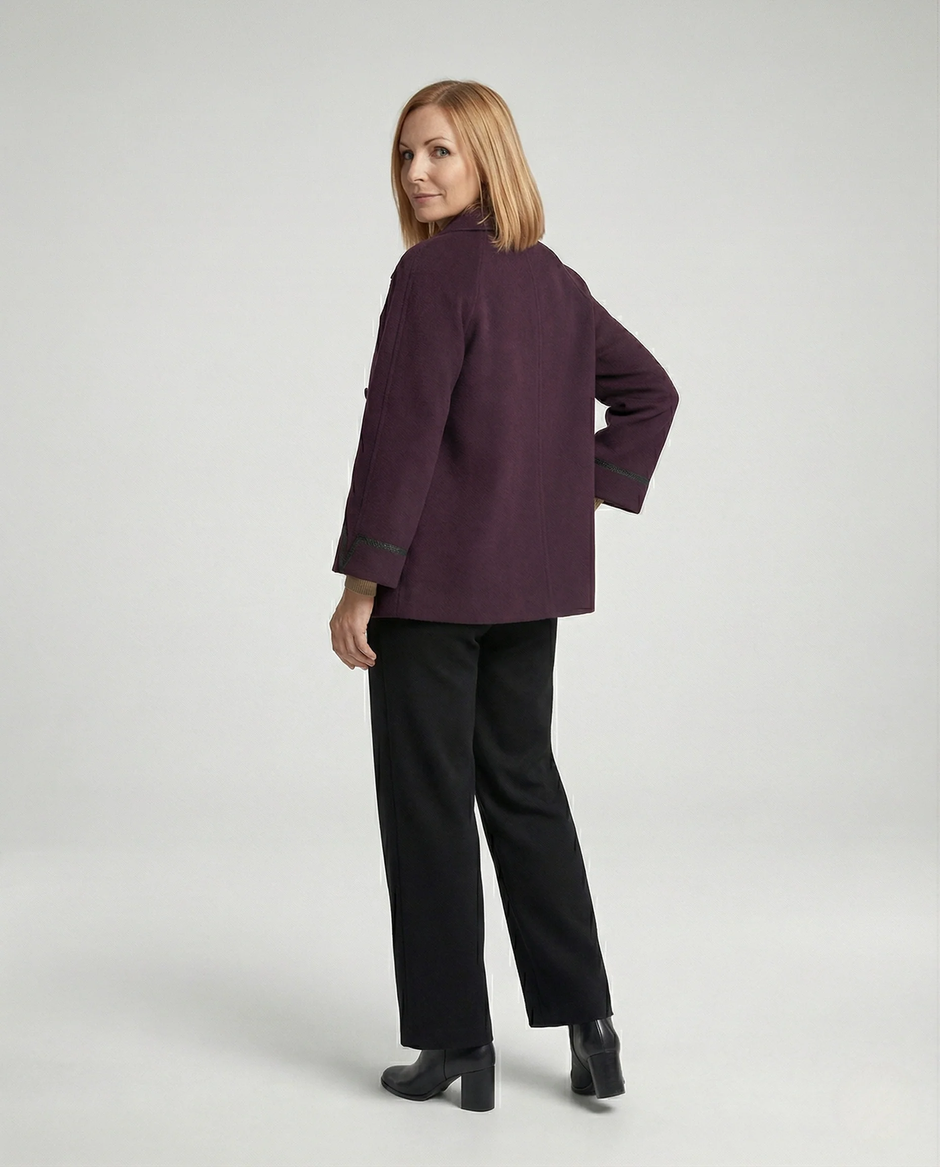 Damen Zopfstrick Pullover Damen kurze Doppelreiher Strickjacke mit Reverskragen und Kordelzug in hochwertiger Schurwollmischung Heidi Mode - Image 4
