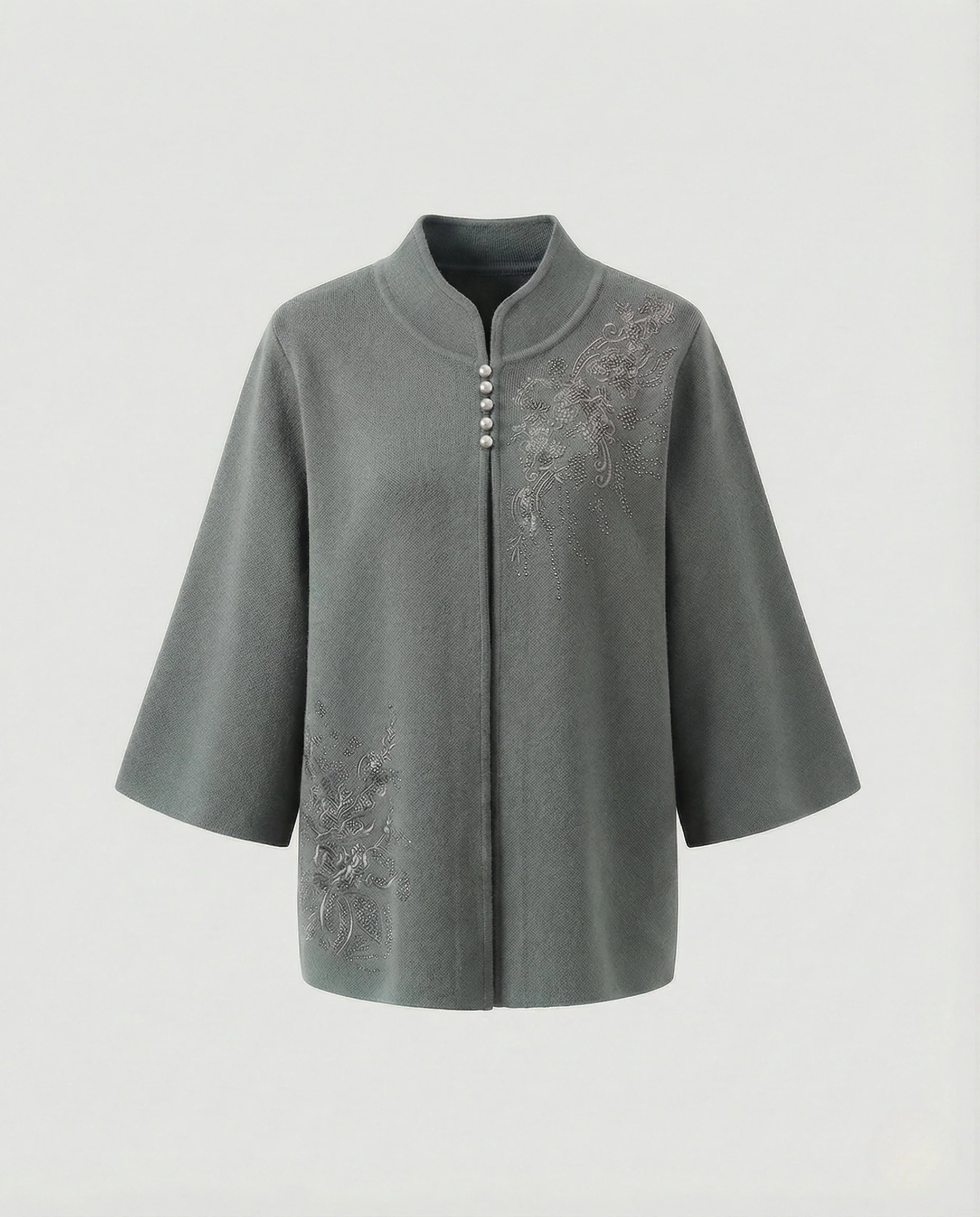 Zweilagige Cape-Strickjacke mit Stehkragen Umschlagärmeln und filigraner Blumenstickerei Heidi Mode - Image 7