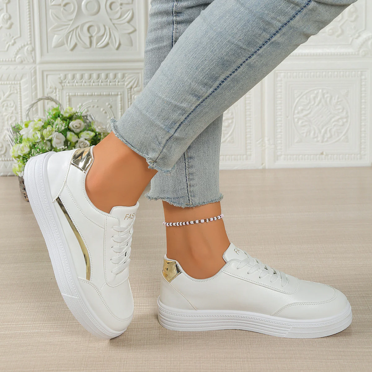 DamenModische Sneakers mit glänzenden Akzenten und komfortabler Sohle Heidi Mode - Image 2