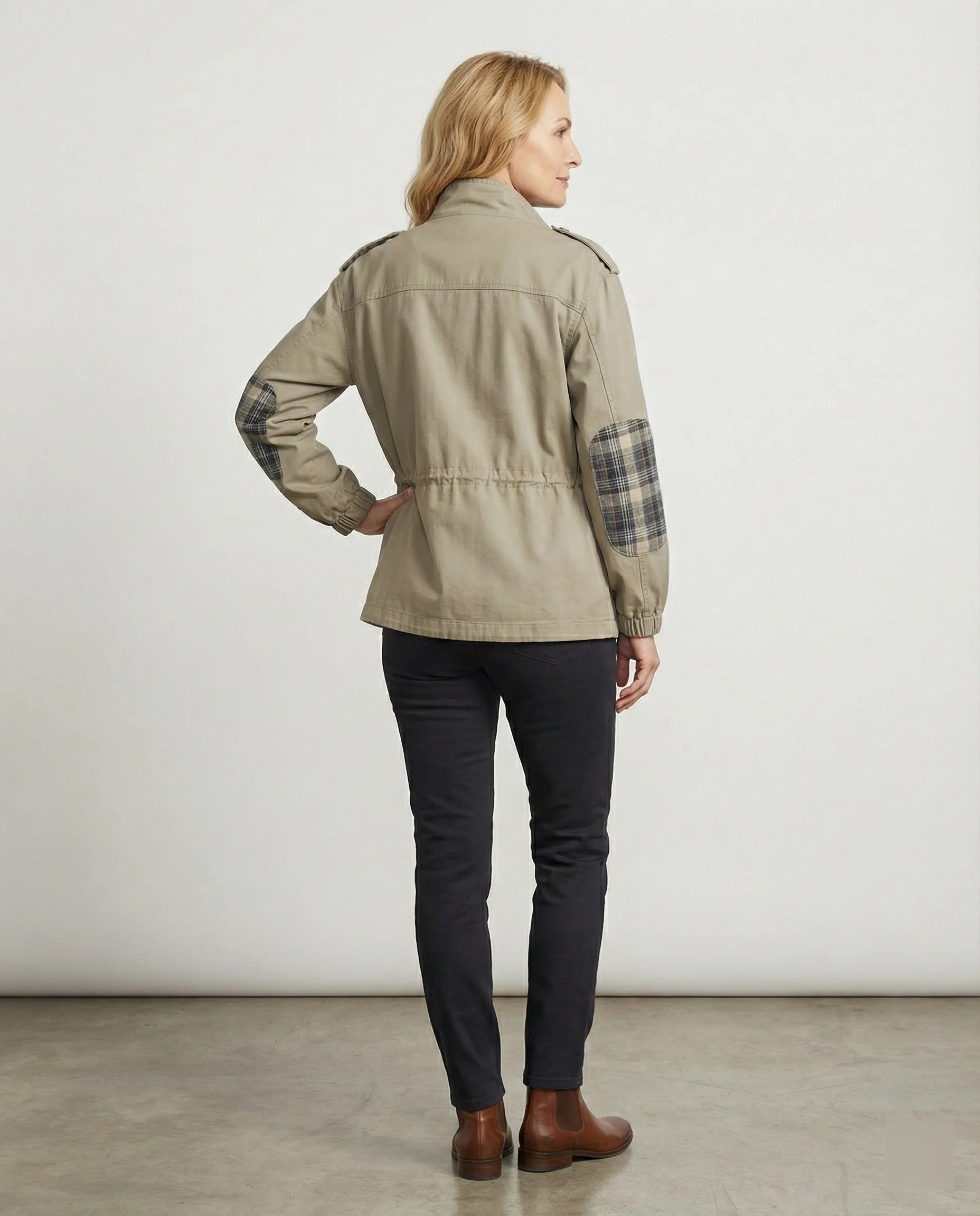 Eleganter Oversize Trenchcoat im Britischen Stil für Herbsttage - Image 4