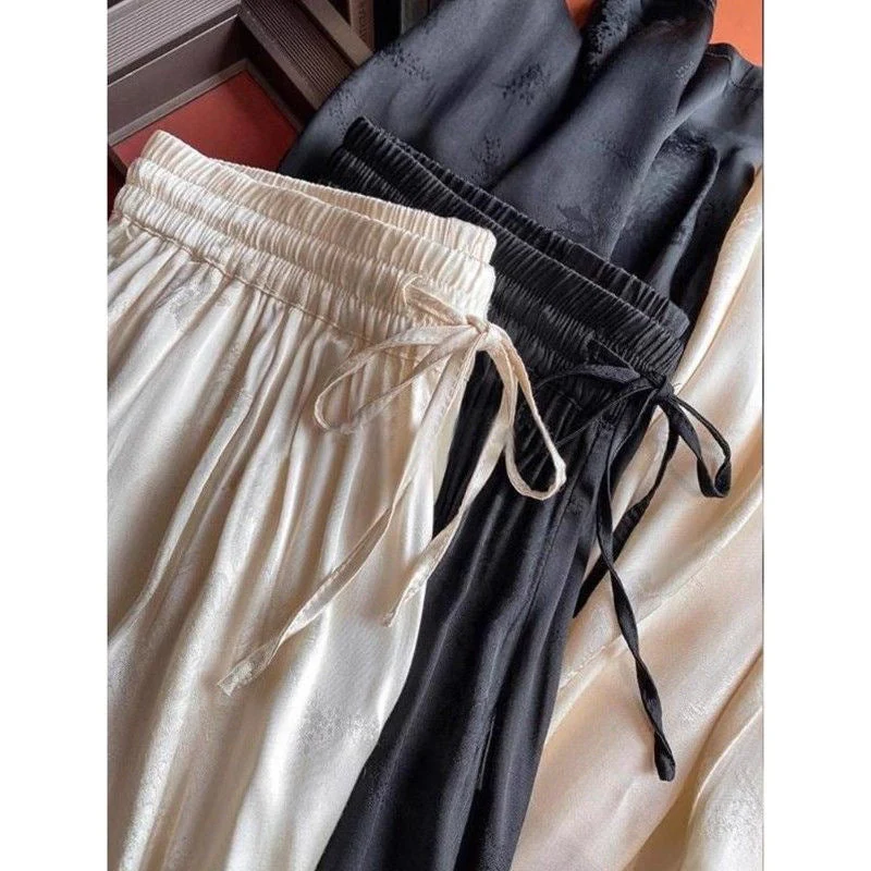 Damen Luxuriöse Seiden Schlafshorts Set mit Verstellbarem Bund Heidi-Mode - Image 4