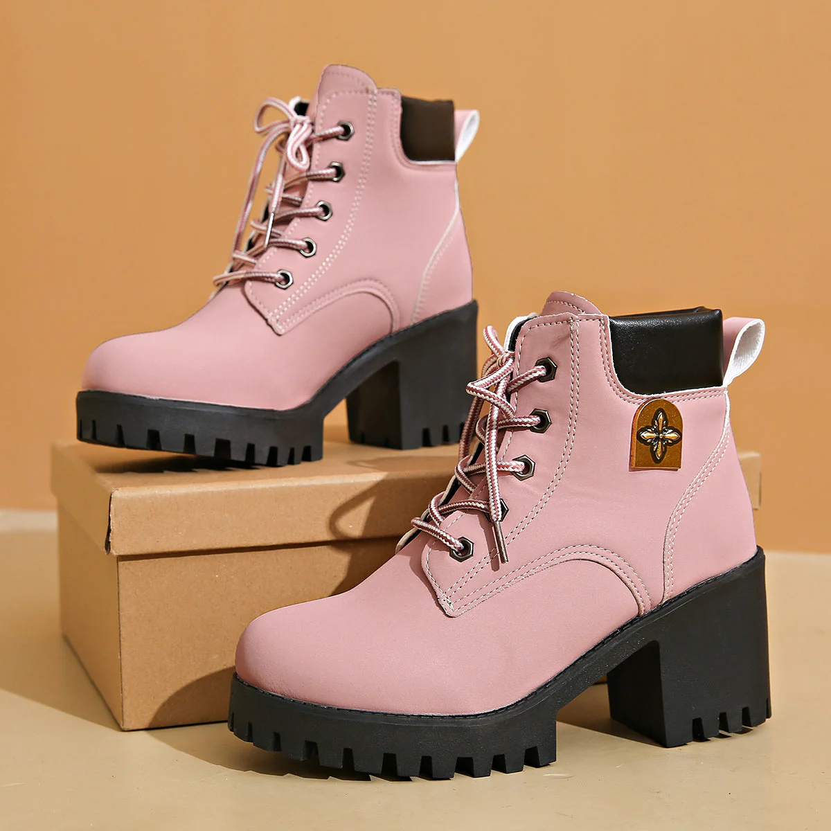 Damen Chunky Heel Combat Boots mit Robuster Sohle und Stilvollem Schnürung Heidi-Mode - Image 8