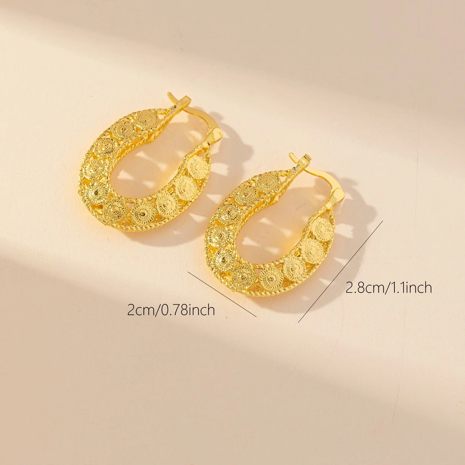 Heidi-Mode | 14Kt Gold Einzigartige Gold Filigrane Chunky Creolen - Image 3
