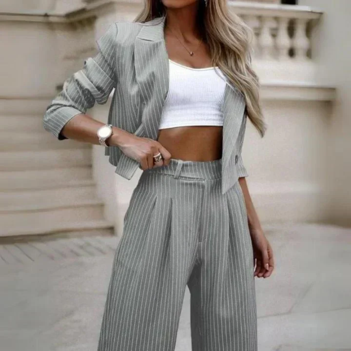 Heidi-Mode | 2 Teiliges Blazeranzug und Weite Hose für Damen - Image 5