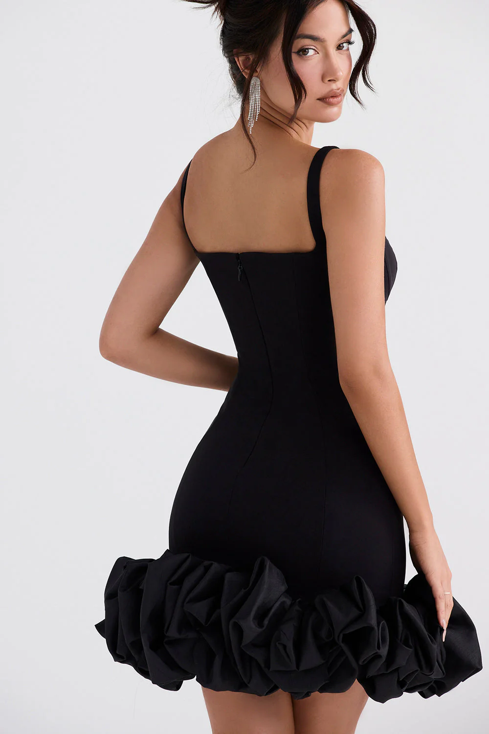 Heidi-Mode | Ärmelloses Kleid mit Rüschen Am Saum für Frauen - Image 4