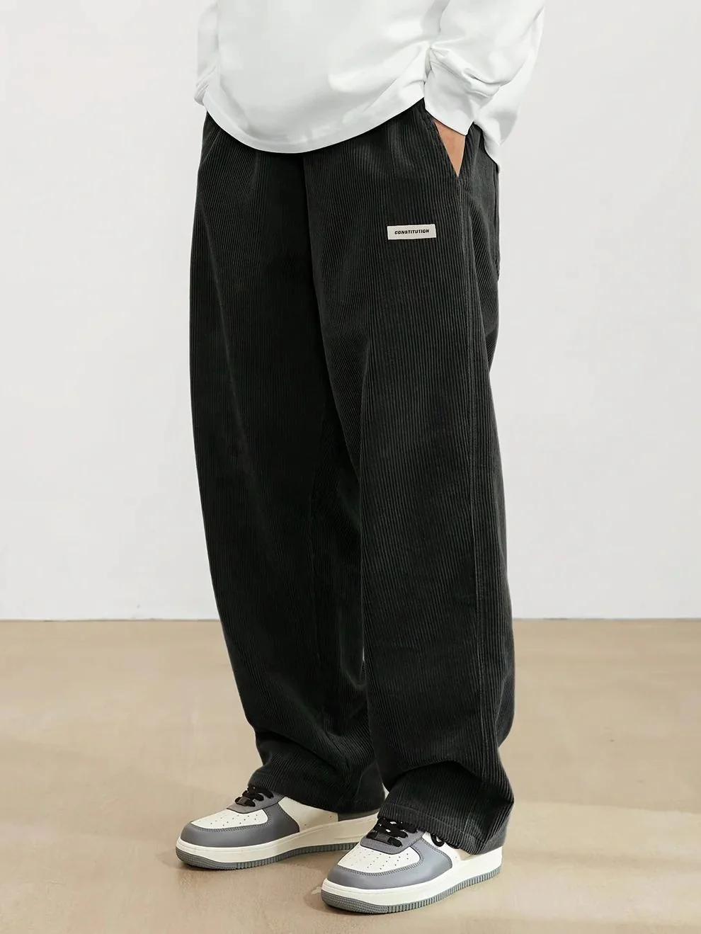 Heidi-Mode | Atmungsaktive Herren Korduroyhose für Den Sommer - Image 2